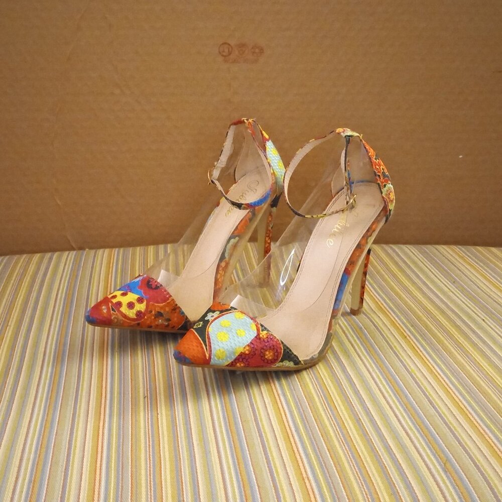 Liliana Floral heels Size 8